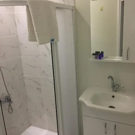Mavi Deniz Butik 3*
